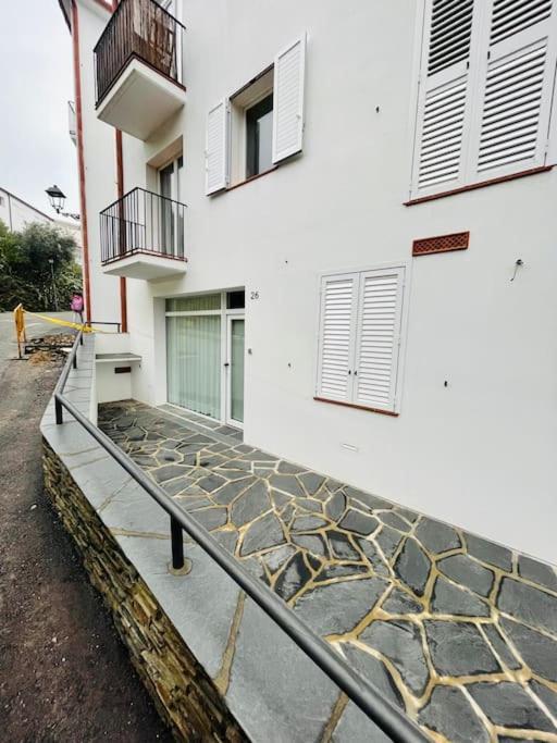 Espectacular Planta Baja Con Terraza Y Parking A 5 Min De La Playa Lejlighed Cadaqués Eksteriør billede